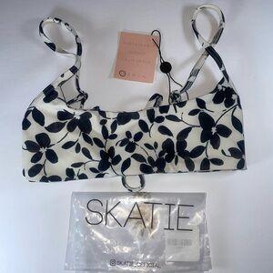 Skatie Black and White Maddie Greenwich Floral Bikini Top